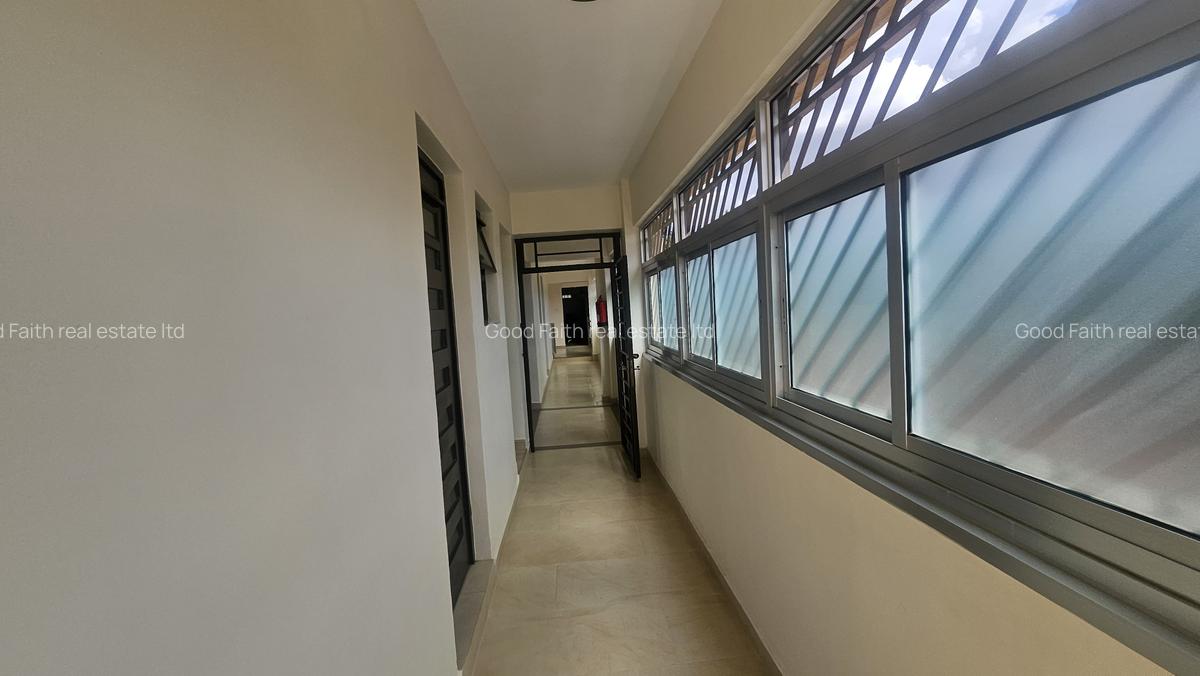 2 Bed Apartment with En Suite in Riverside - 11