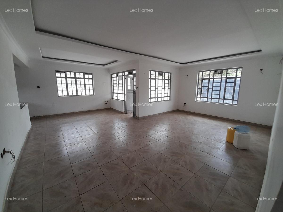 3 Bed House with En Suite at Rimpa - 4