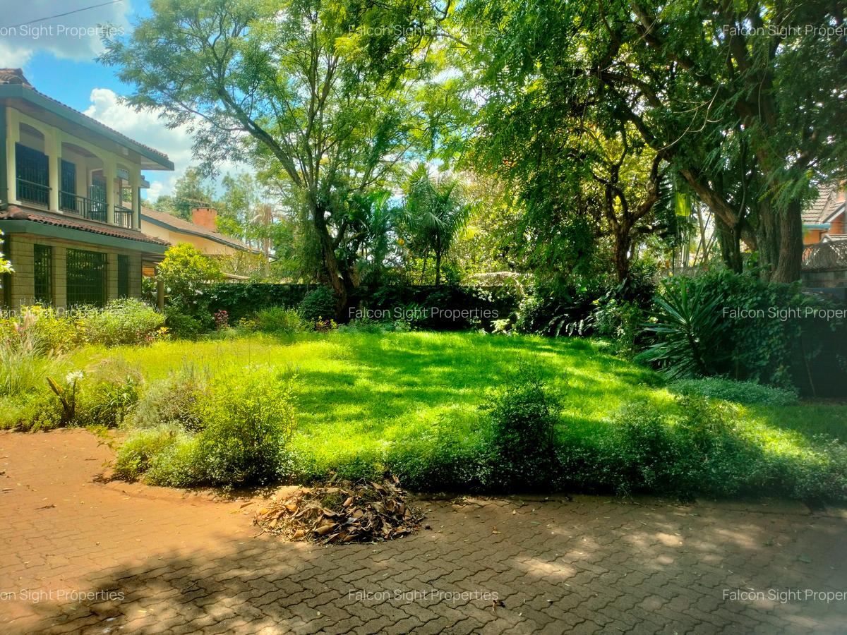 5 Bed Townhouse with Garden at Easy Access To Westlands Link Road - 4