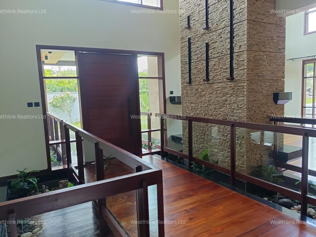 5 Bed House with En Suite at Runda - 14