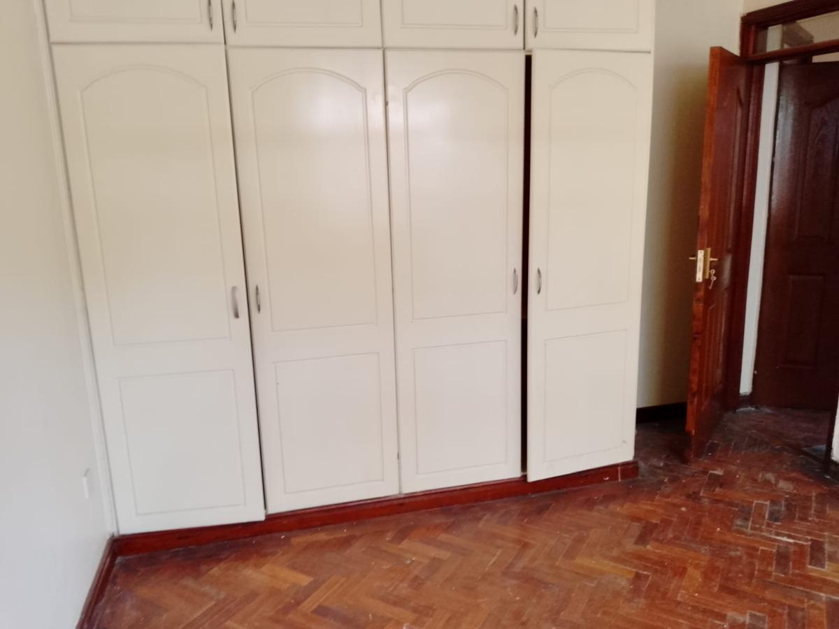 3 Bed Apartment with En Suite in Kilimani - 15