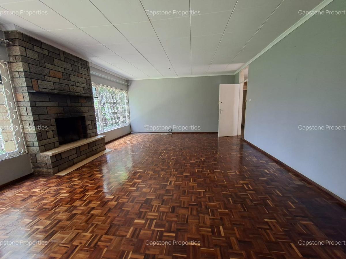 4 Bed House with En Suite in Kyuna - 11