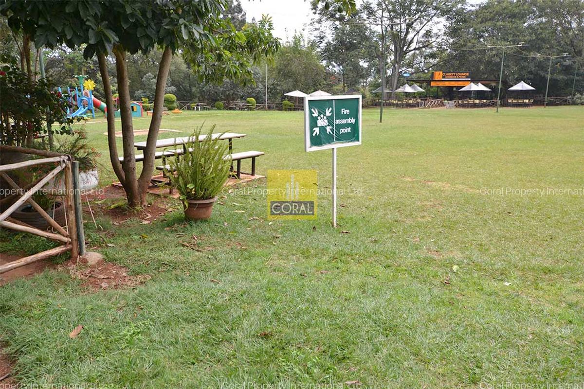 Office with Backup Generator in Thigiri - 10