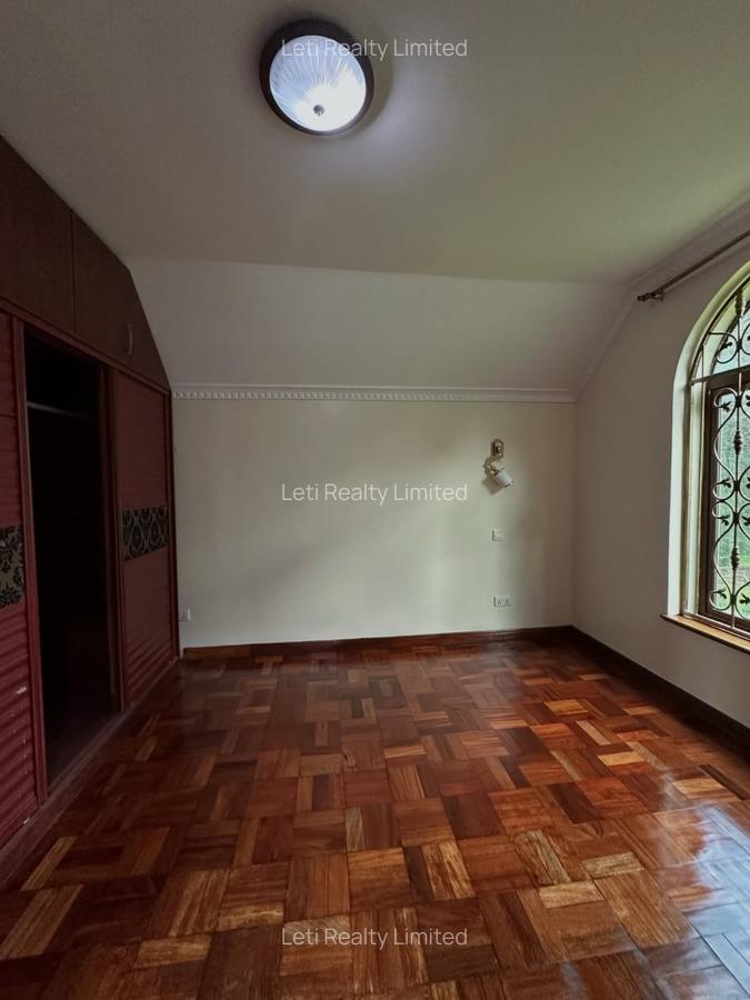 5 Bed Townhouse with En Suite in Kileleshwa - 12