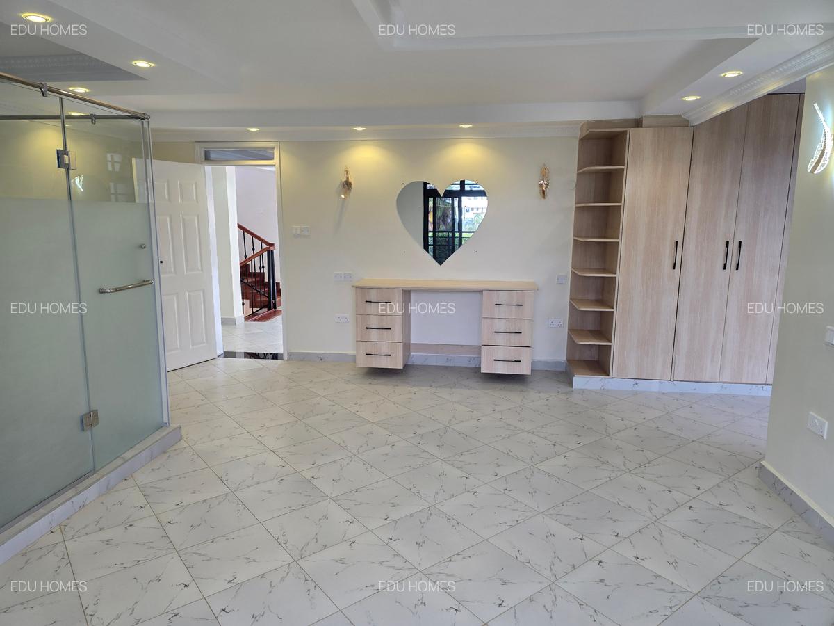 4 Bed House with En Suite at Thikaroad - 12