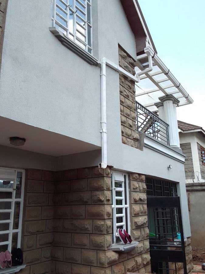 4 Bed Townhouse with En Suite at Kamaki - 1