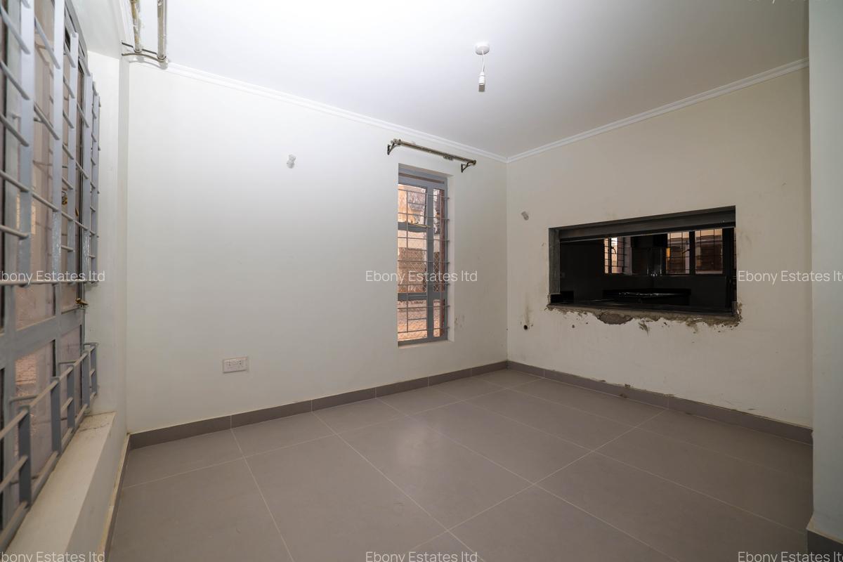 5 Bed Townhouse with En Suite in Kitengela - 7