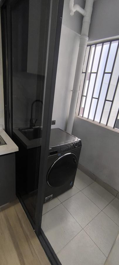 Serviced 2 Bed Apartment with En Suite at Westlands - Sports Road - 8