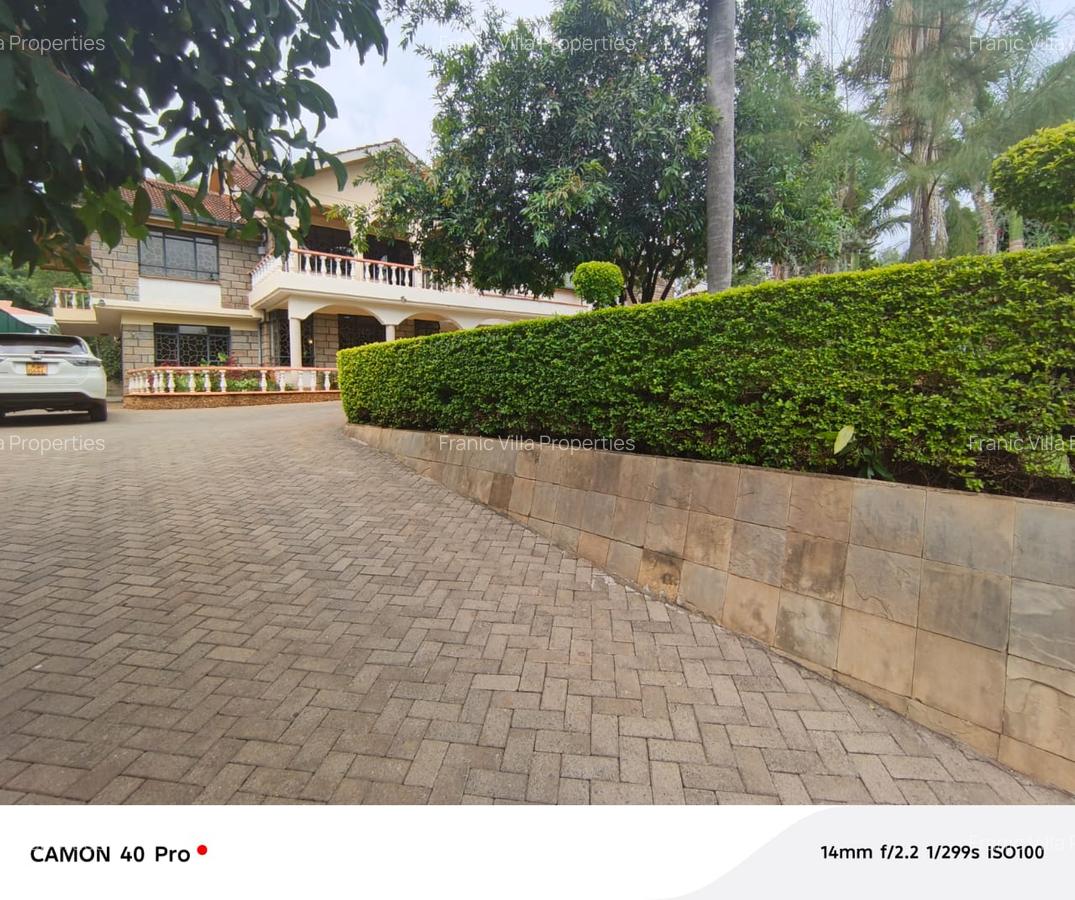 5 Bed House with En Suite at Runda - 3