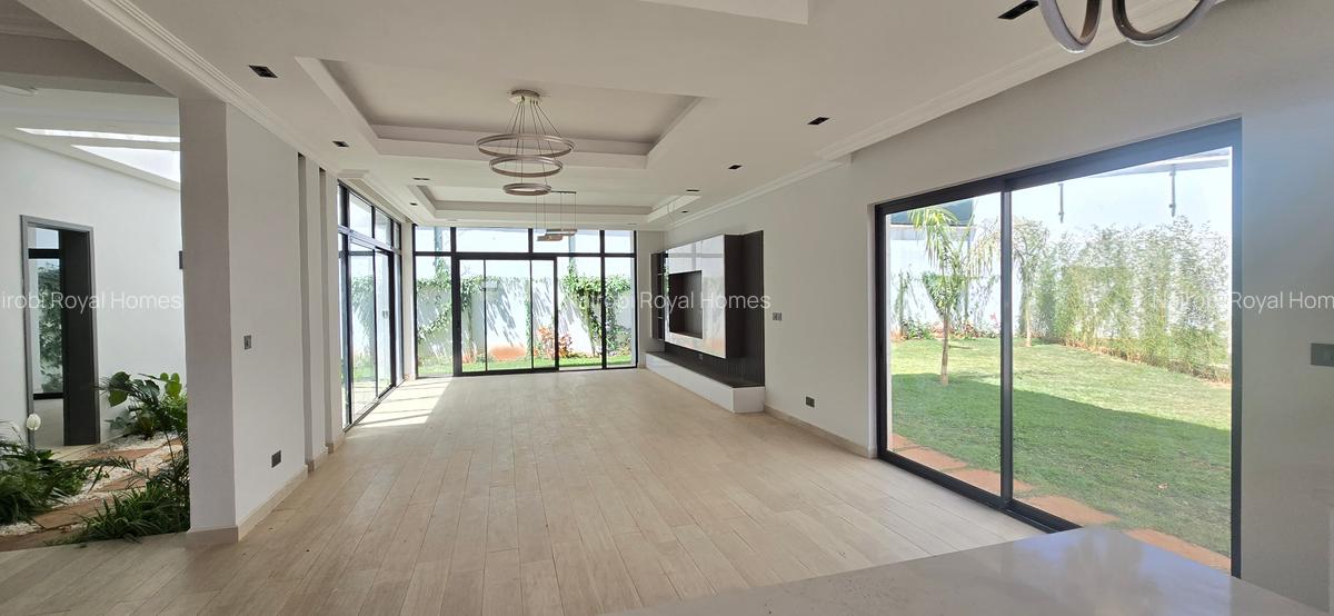 5 Bed Townhouse with En Suite at Lavington Green - 6