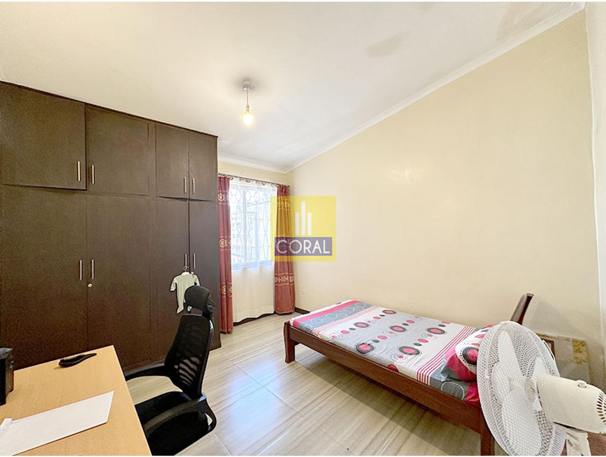 3 Bed Apartment in Parklands - 16