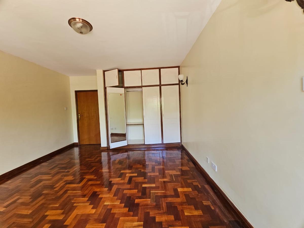 4 Bed House with En Suite in Kitisuru - 5