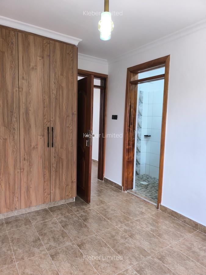 4 Bed House with En Suite in Gikambura - 16