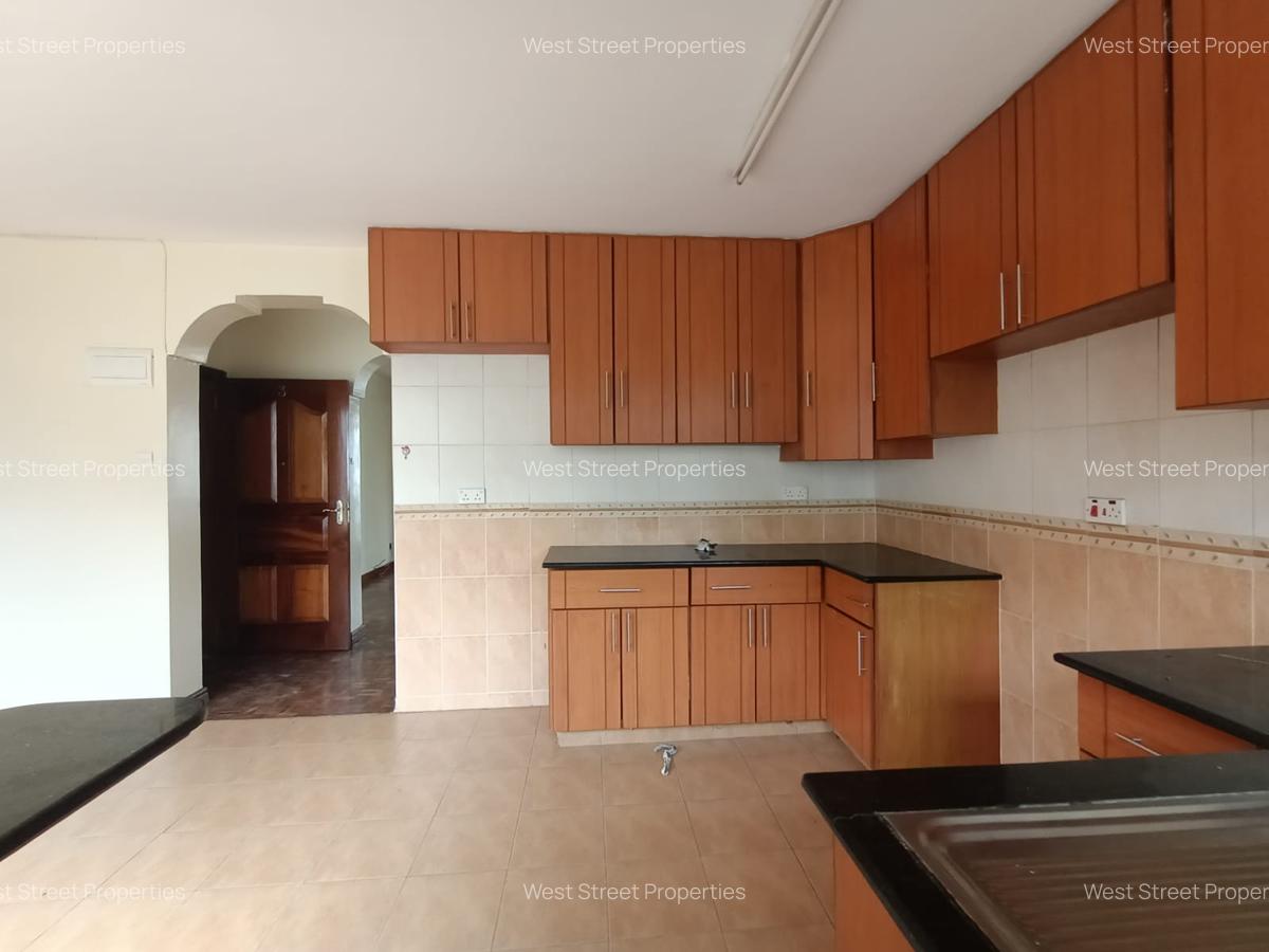 2 Bed Apartment with En Suite at Kilimani - 1