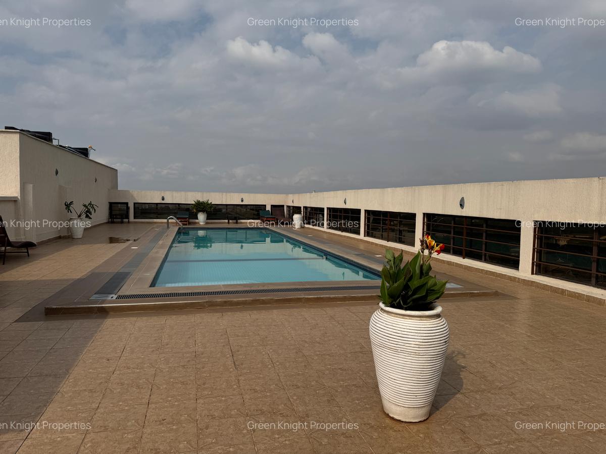 Serviced 2 Bed Apartment with En Suite in Kilimani - 15