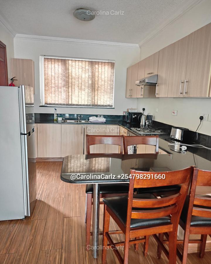 Serviced 2 Bed Apartment with En Suite at Brookside Drive - 6