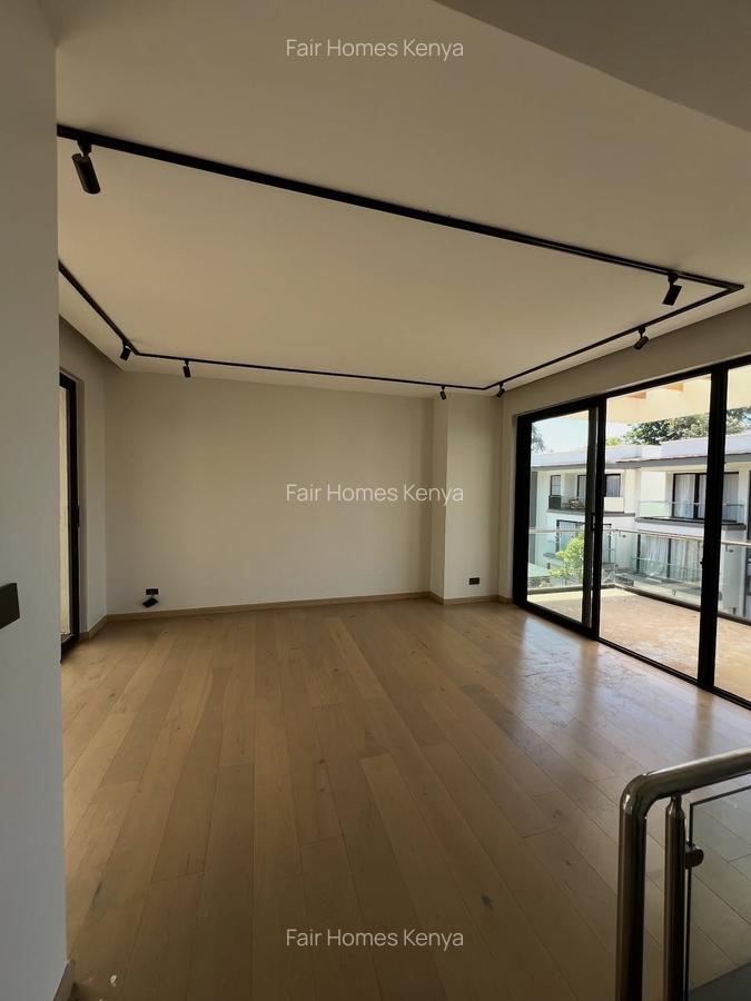 4 Bed Townhouse with En Suite at Lavington Green - 4