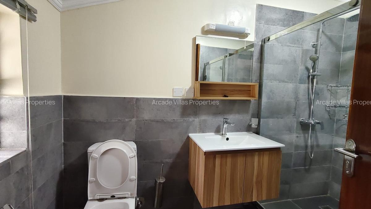 4 Bed Townhouse with En Suite in Kitisuru - 9