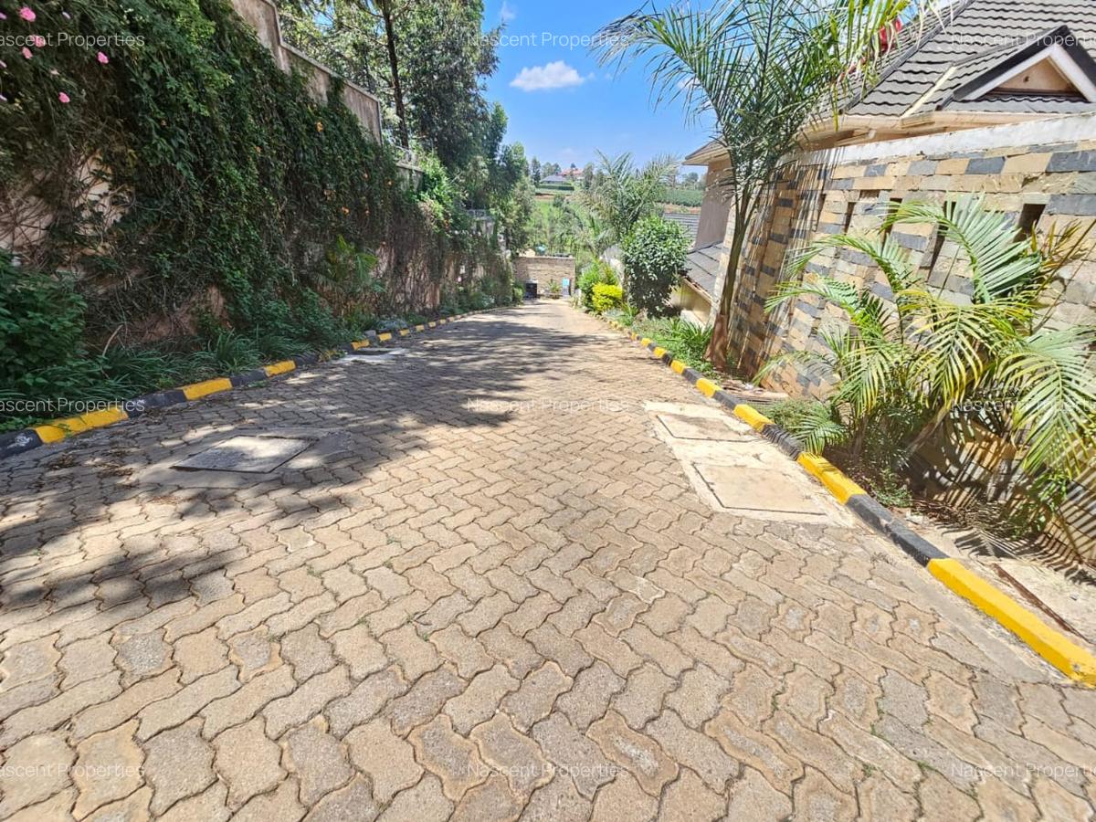 5 Bed Townhouse with En Suite in Kitisuru - 4