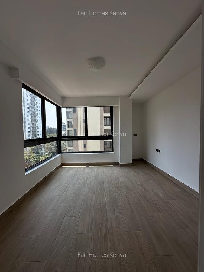 3 Bed Apartment with En Suite at Riverside Drive - 14