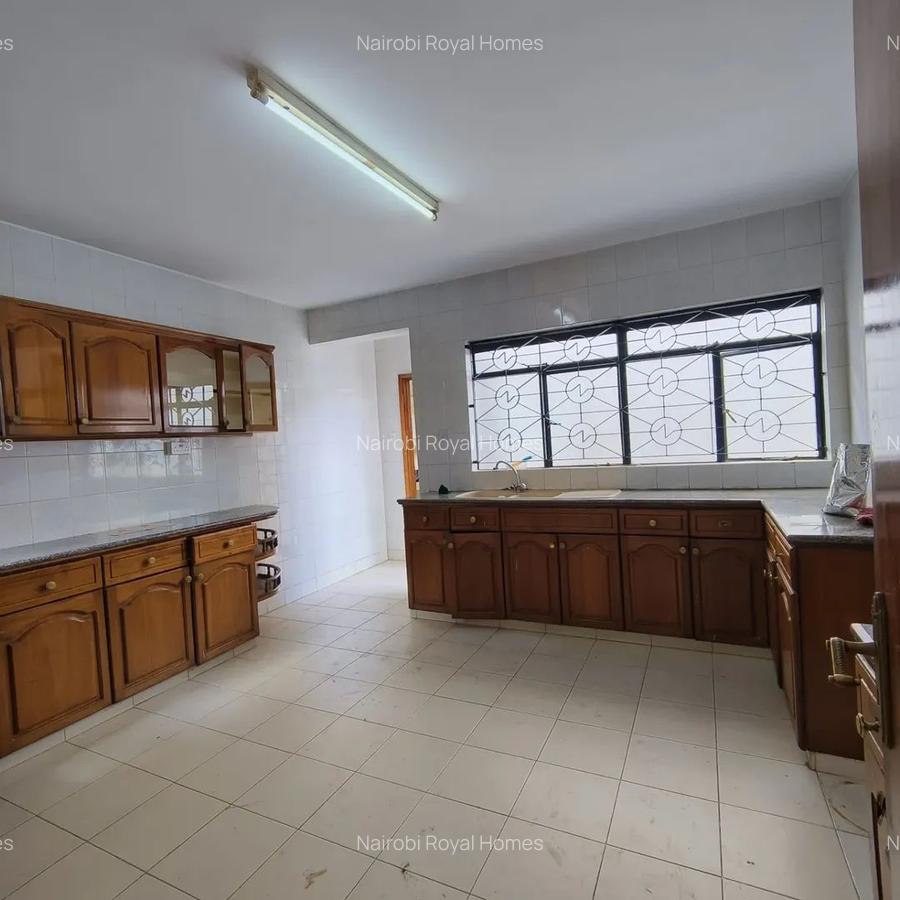 4 Bed Townhouse with Staff Quarters at Lavington Green - 6
