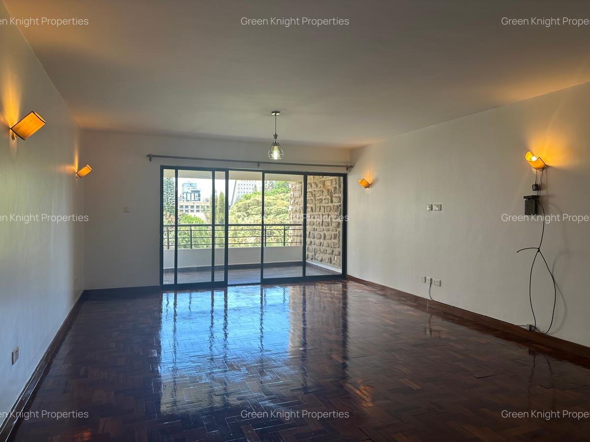 Serviced 3 Bed Apartment with En Suite in Kilimani - 12