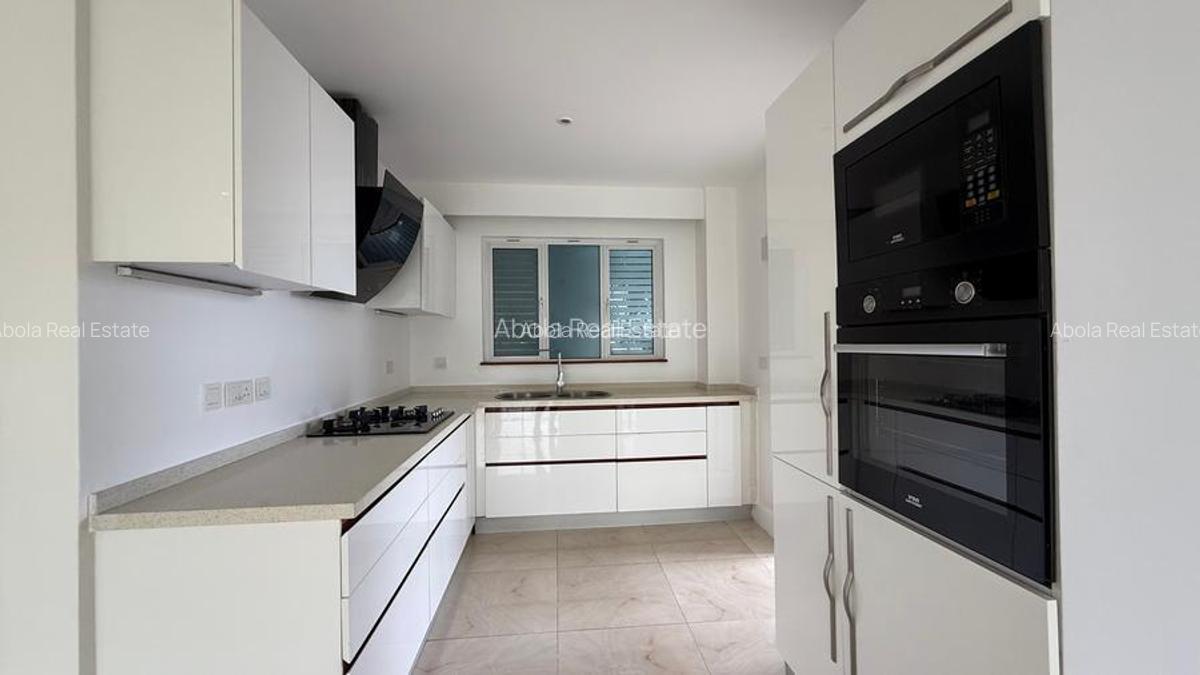 2 Bed Apartment with En Suite in Westlands Area - 17