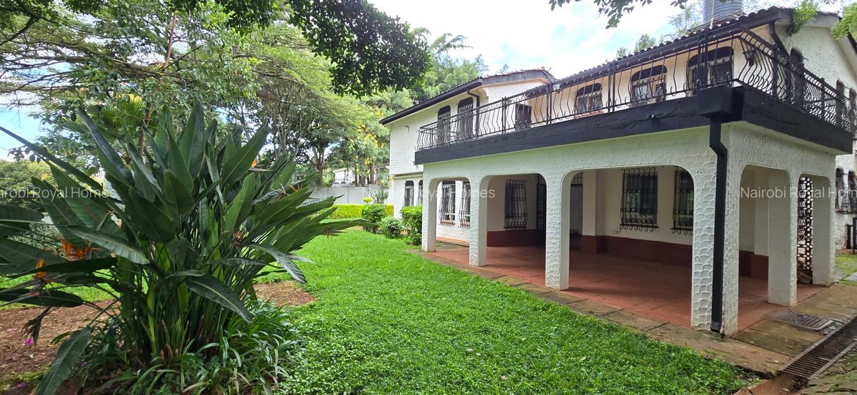 4 Bed House with En Suite at Hill View 44 - 2