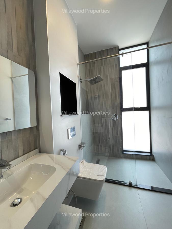 6 Bed Villa with En Suite in Nyari - 11