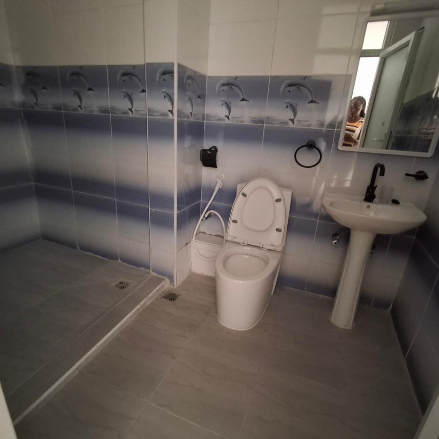 Serviced 3 Bed Apartment with En Suite at Mvita - 20