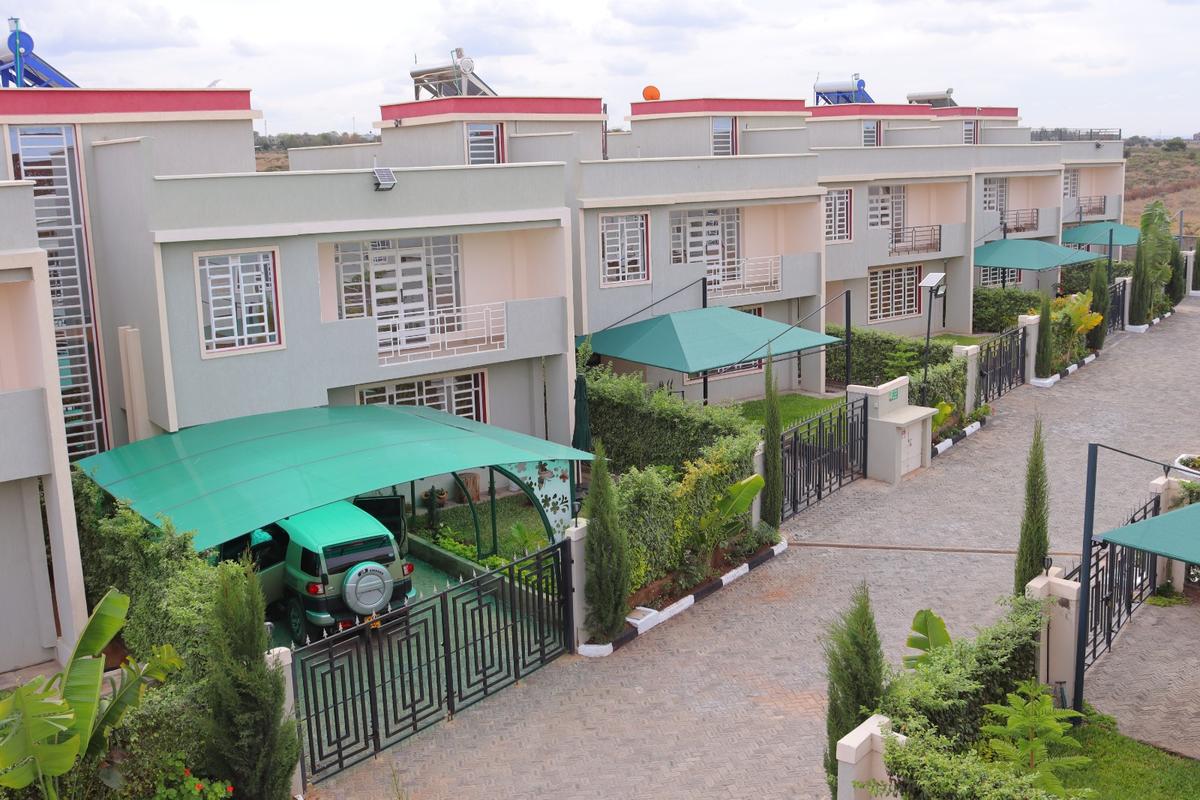 4 Bed Villa with En Suite at Muigai - 2