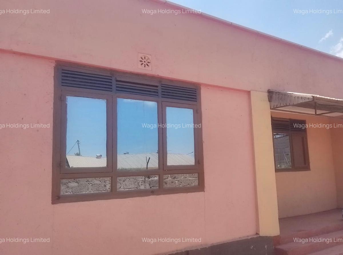 3 Bed House with En Suite at Near Noonkopir Plaza - 3