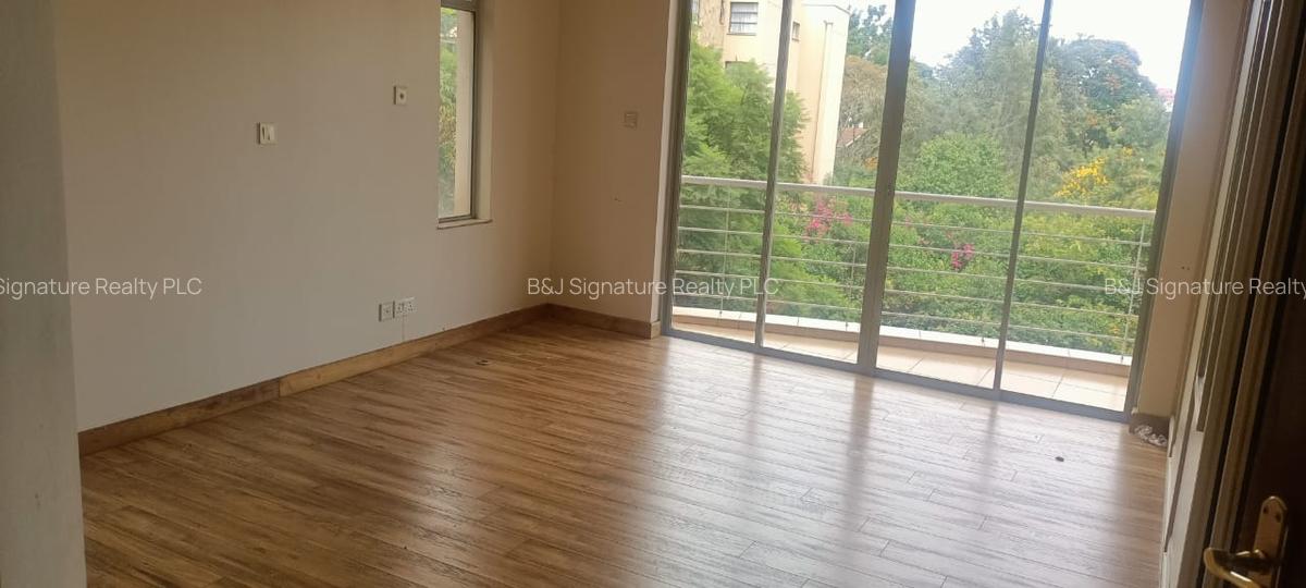 3 Bed Apartment with En Suite in Kileleshwa - 2