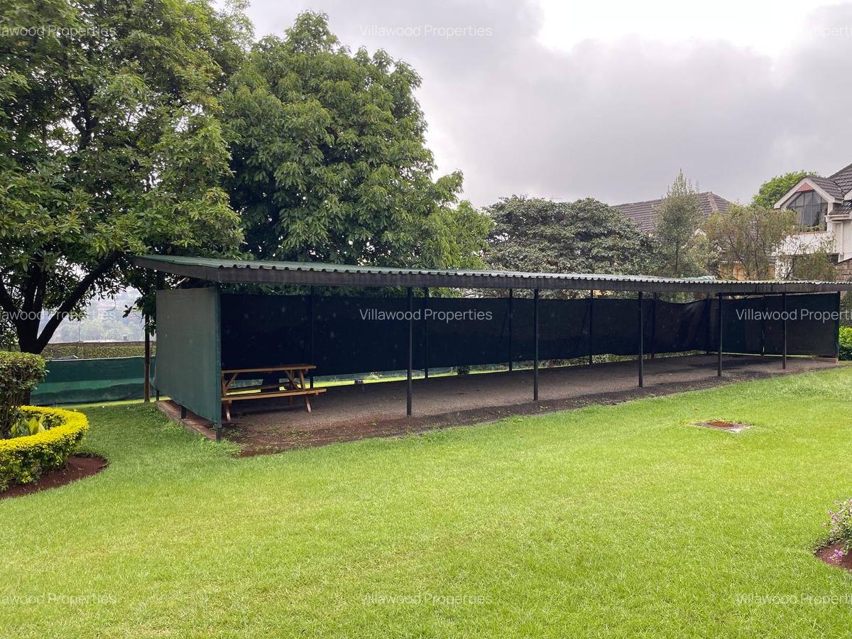 Commercial Property with Parking in Lavington - 8