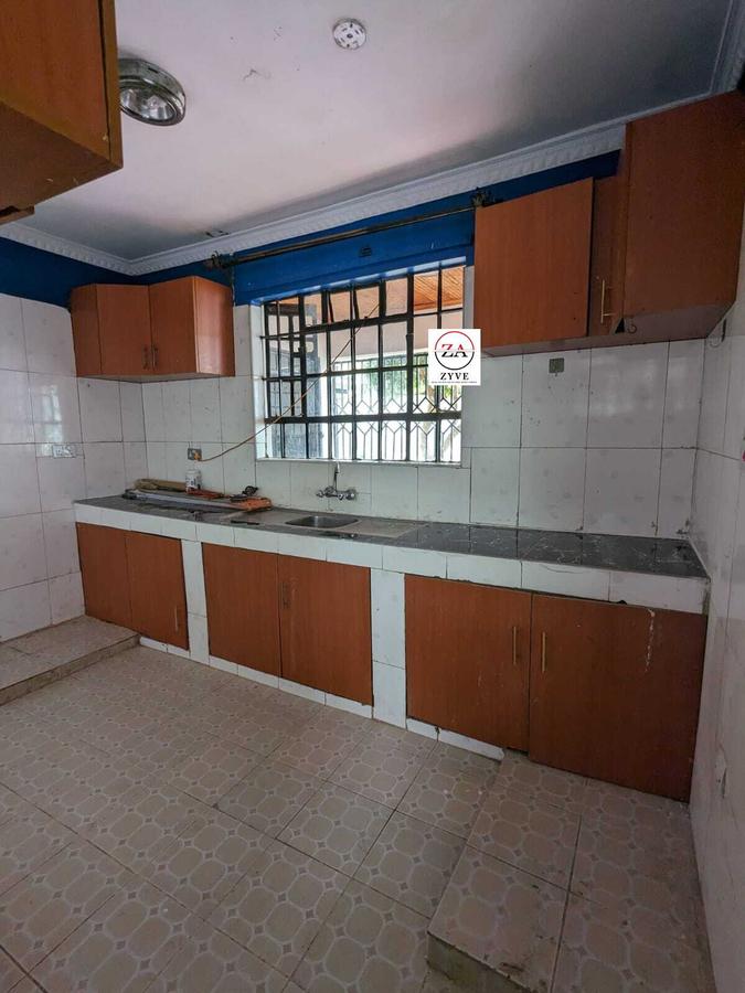 3 Bed House with En Suite at Near Rainbow Resort - 9