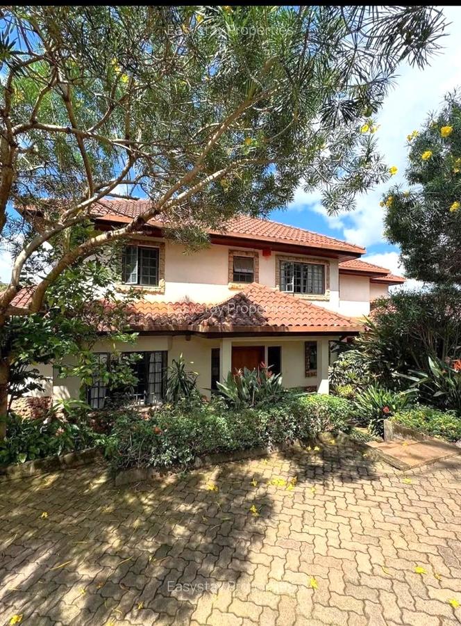 3 Bed House with En Suite in Runda - 1