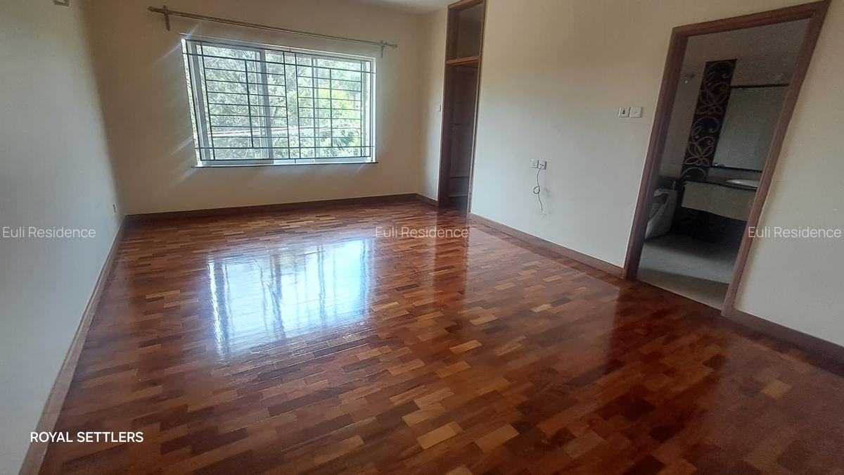 3 Bed Apartment with En Suite at Rhapta Rd - 3