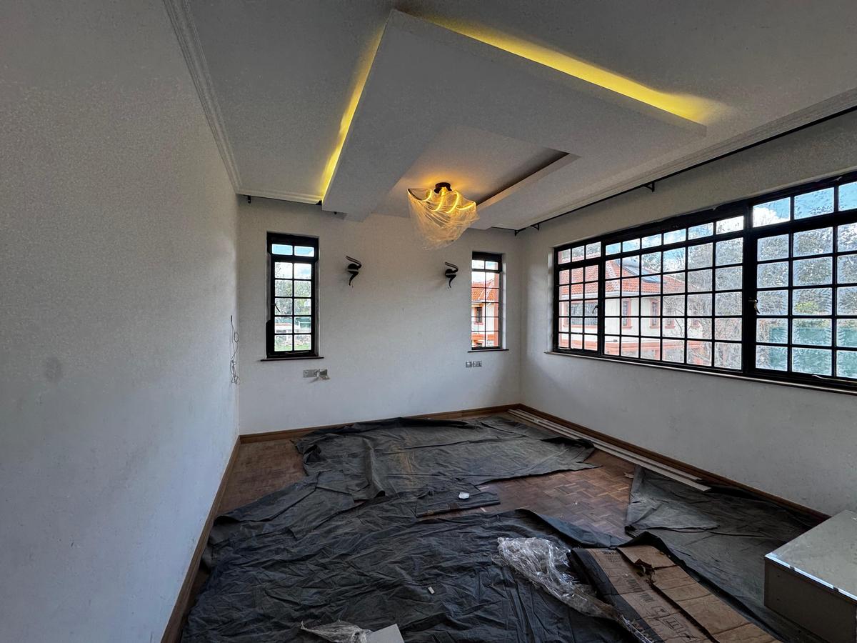 4 Bed Townhouse with En Suite in Karen - 5