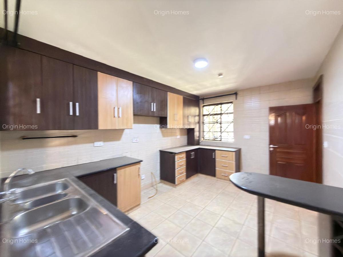 5 Bed Townhouse with En Suite at Kileleshwa - 6