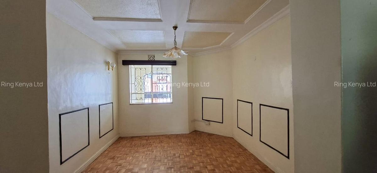 5 Bed Villa with En Suite in Lavington - 2