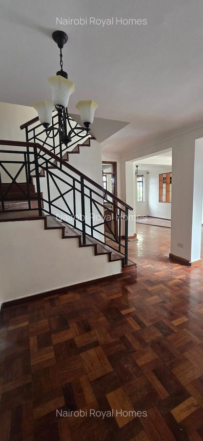 5 Bed Townhouse with En Suite at Lavington Green - 11