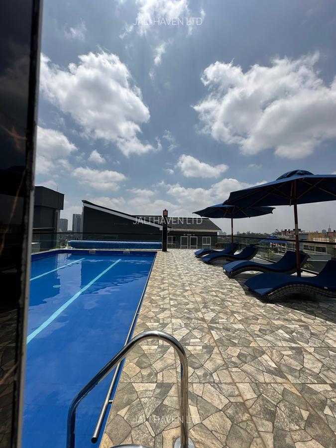 2 Bed Apartment with En Suite in Riverside - 17