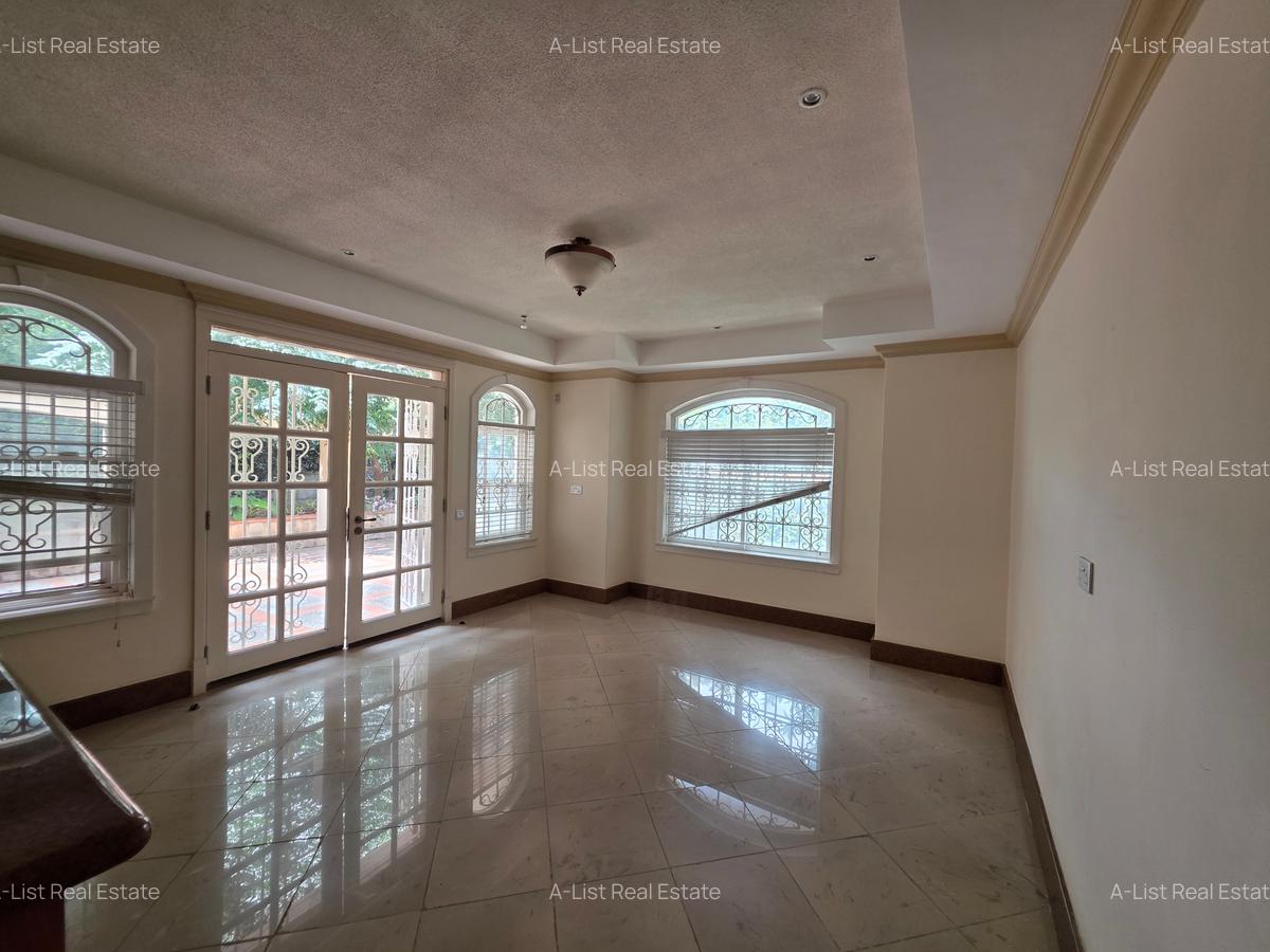 4 Bed Townhouse with En Suite at Kitisuru Road - 6