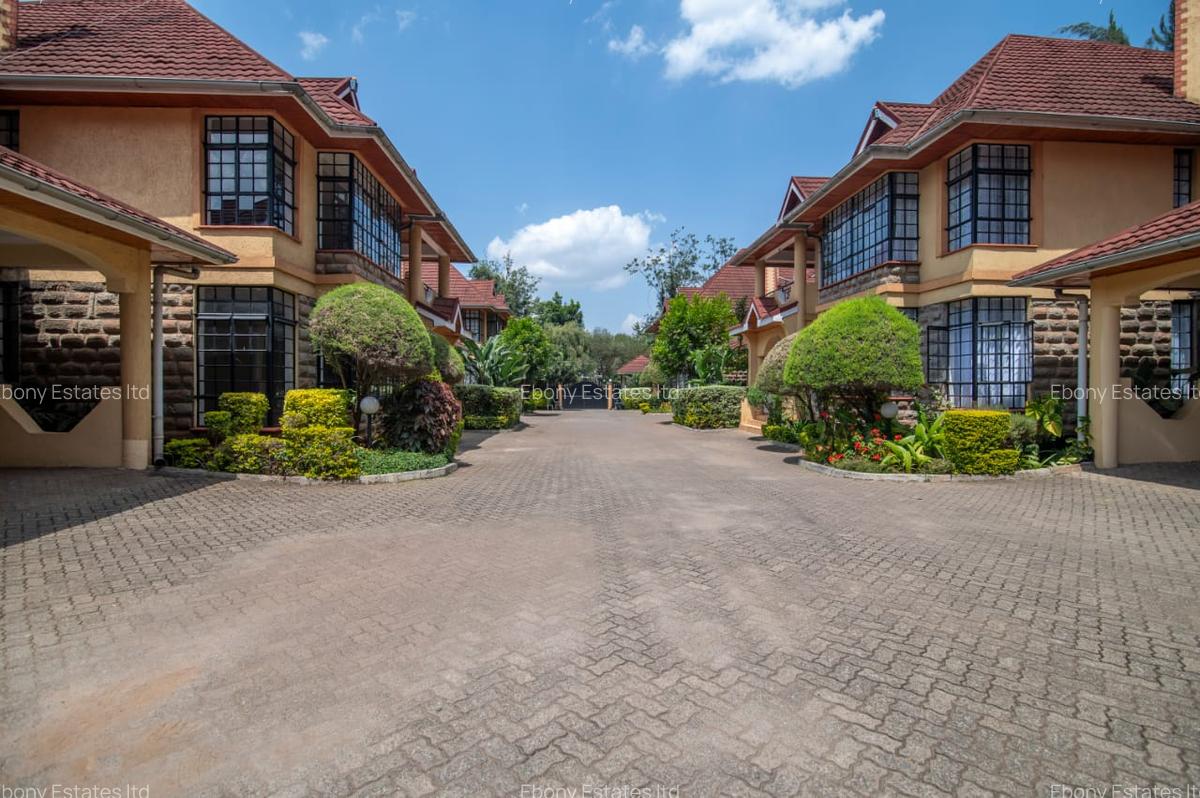 5 Bed Townhouse with Staff Quarters in Lavington - 11