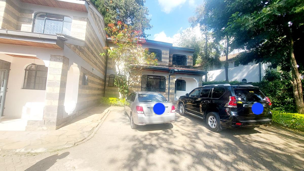 4 Bed Townhouse with En Suite at Chalbi Drive - 5