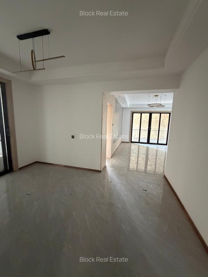 2 Bed Apartment with En Suite in Riverside - 8