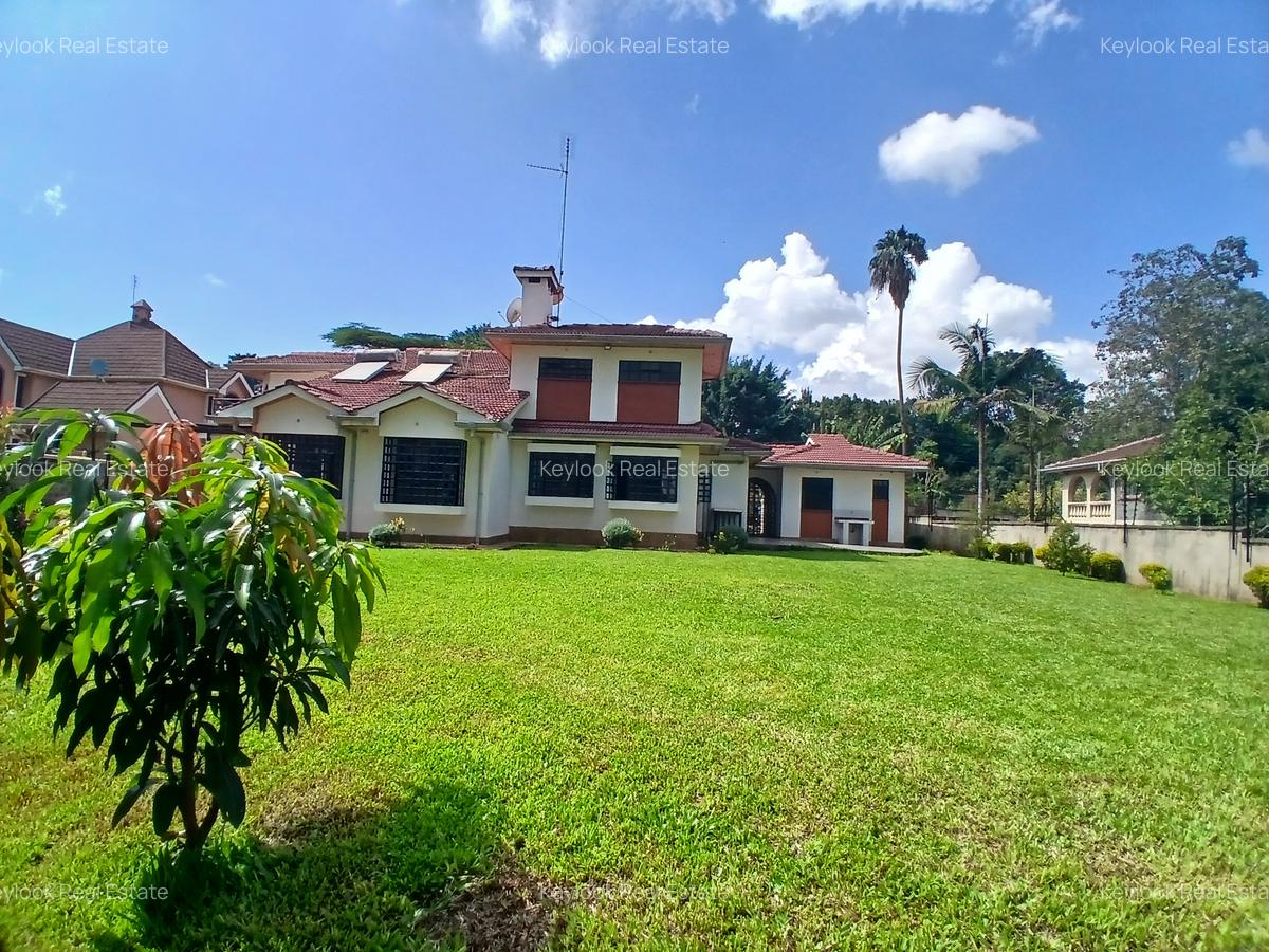 4 Bed House with En Suite at Lavington Green - 4