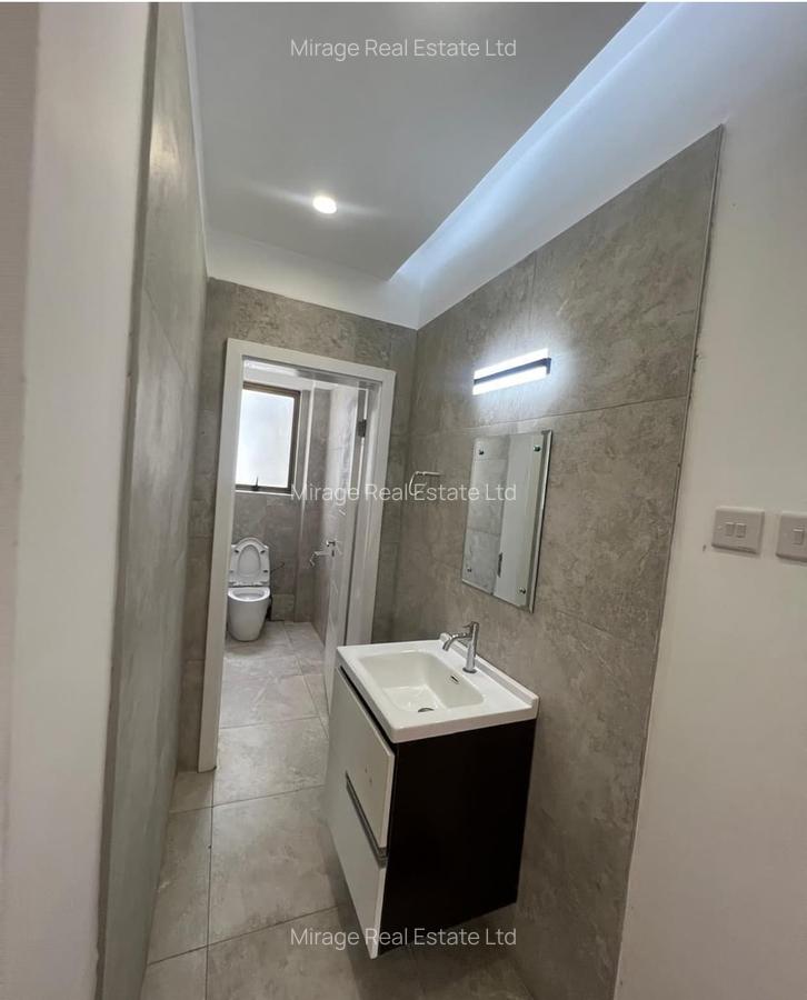 3 Bed Apartment with En Suite in Lavington - 11