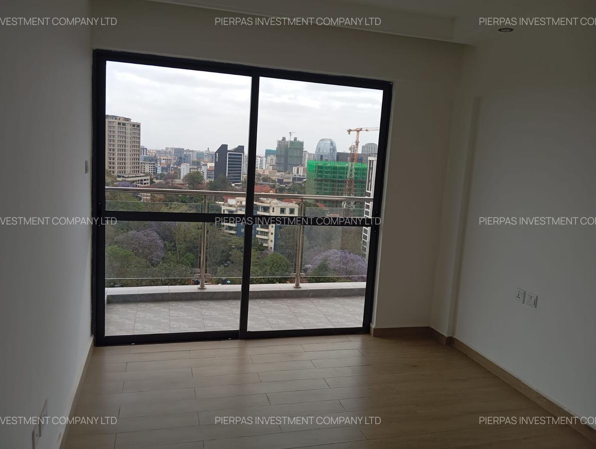 Serviced 3 Bed Apartment with En Suite in Westlands Area - 18