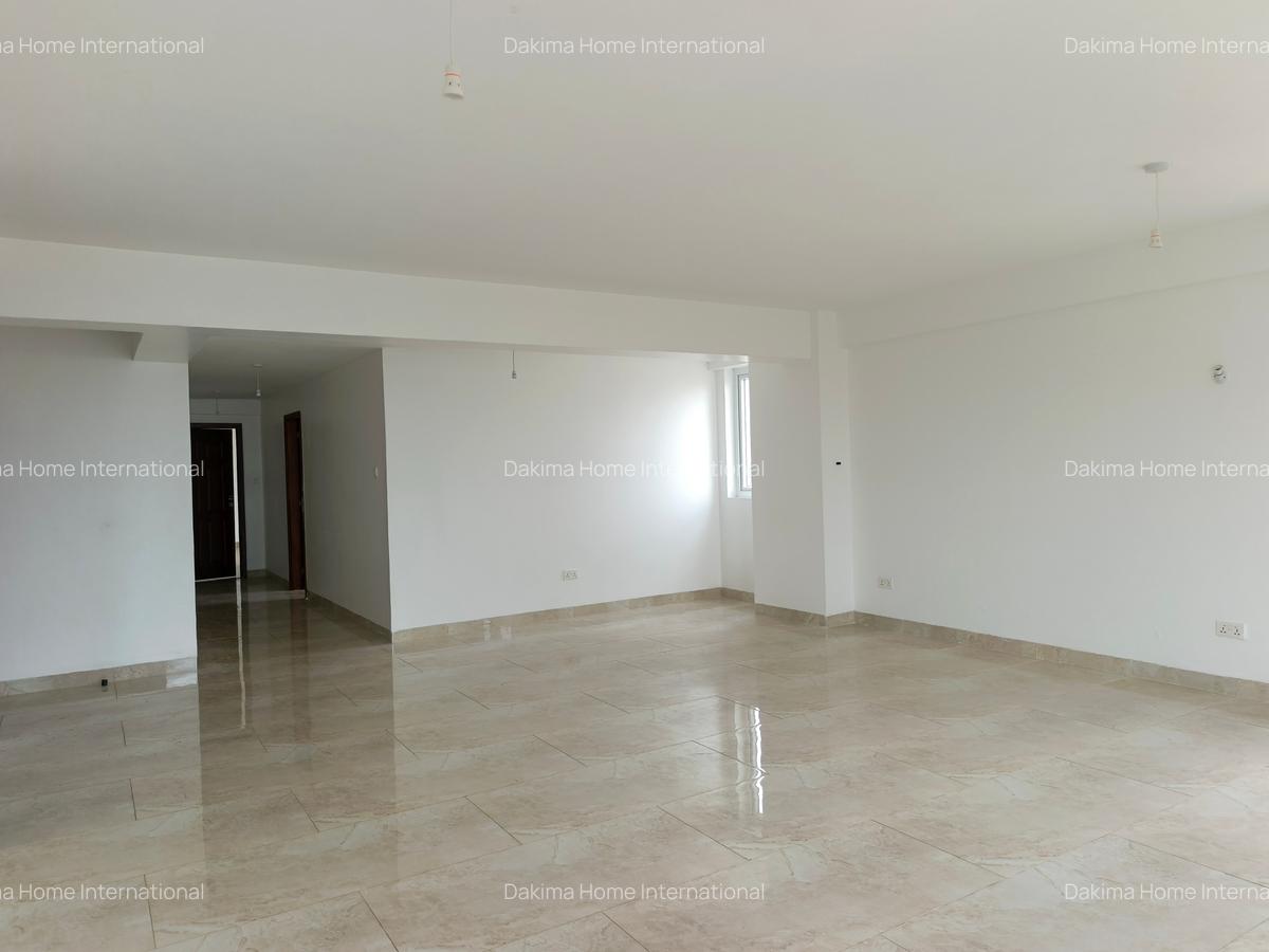 4 Bed Apartment with En Suite in Spring Valley - 5